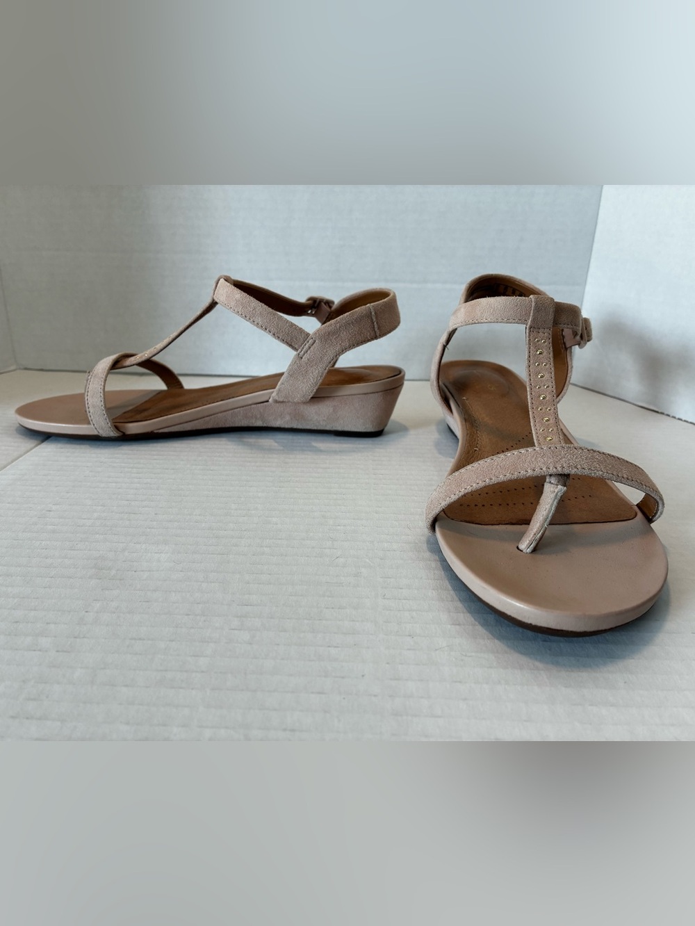 Clarks Artisan Suede Sandals 7.5